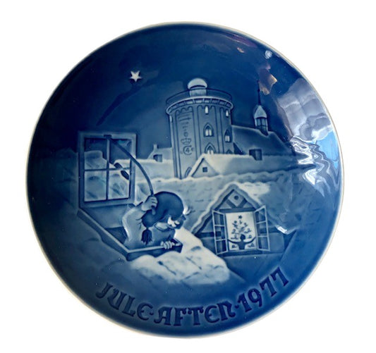 Danish Christmas Collectible Plate - 1977 B&G