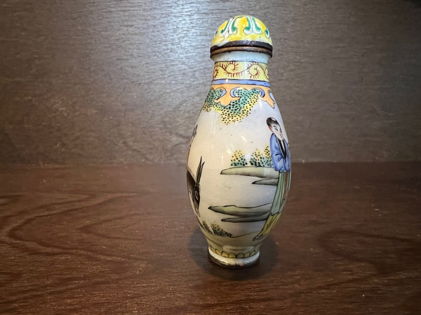 Canton Enamel Snuff Bottle